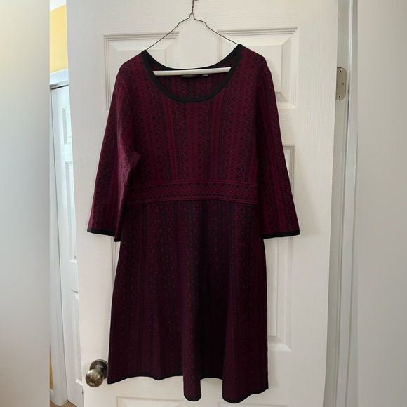 Nina Leonard Dresses & Skirts - Ladies preloved dress